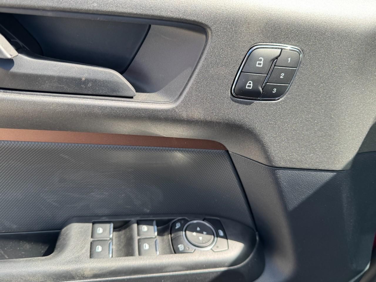 2025 Ford Bronco Sport Outer Banks photo 9