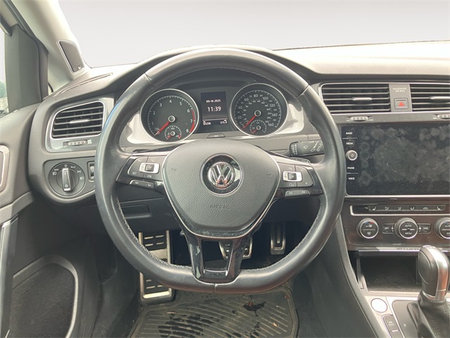 2018 Volkswagen Golf Alltrack TSI SEL photo 12