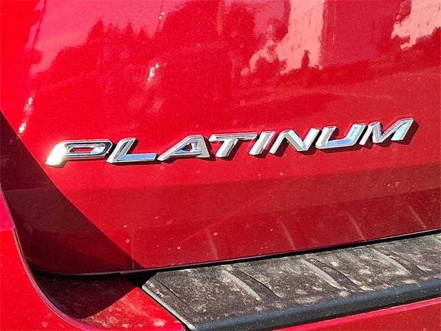 2025 Ford Explorer Platinum photo 4