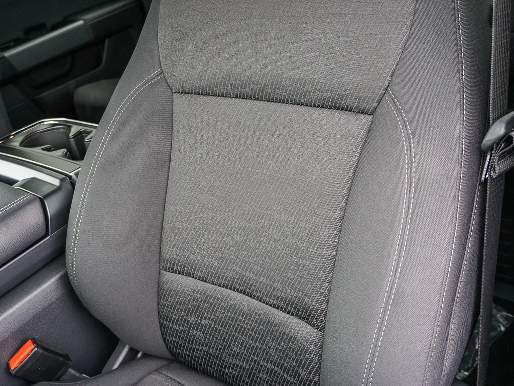 2025 Ford F-150 XLT photo 19