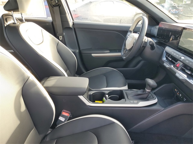 2025 Kia K4 GT-Line Turbo photo 30