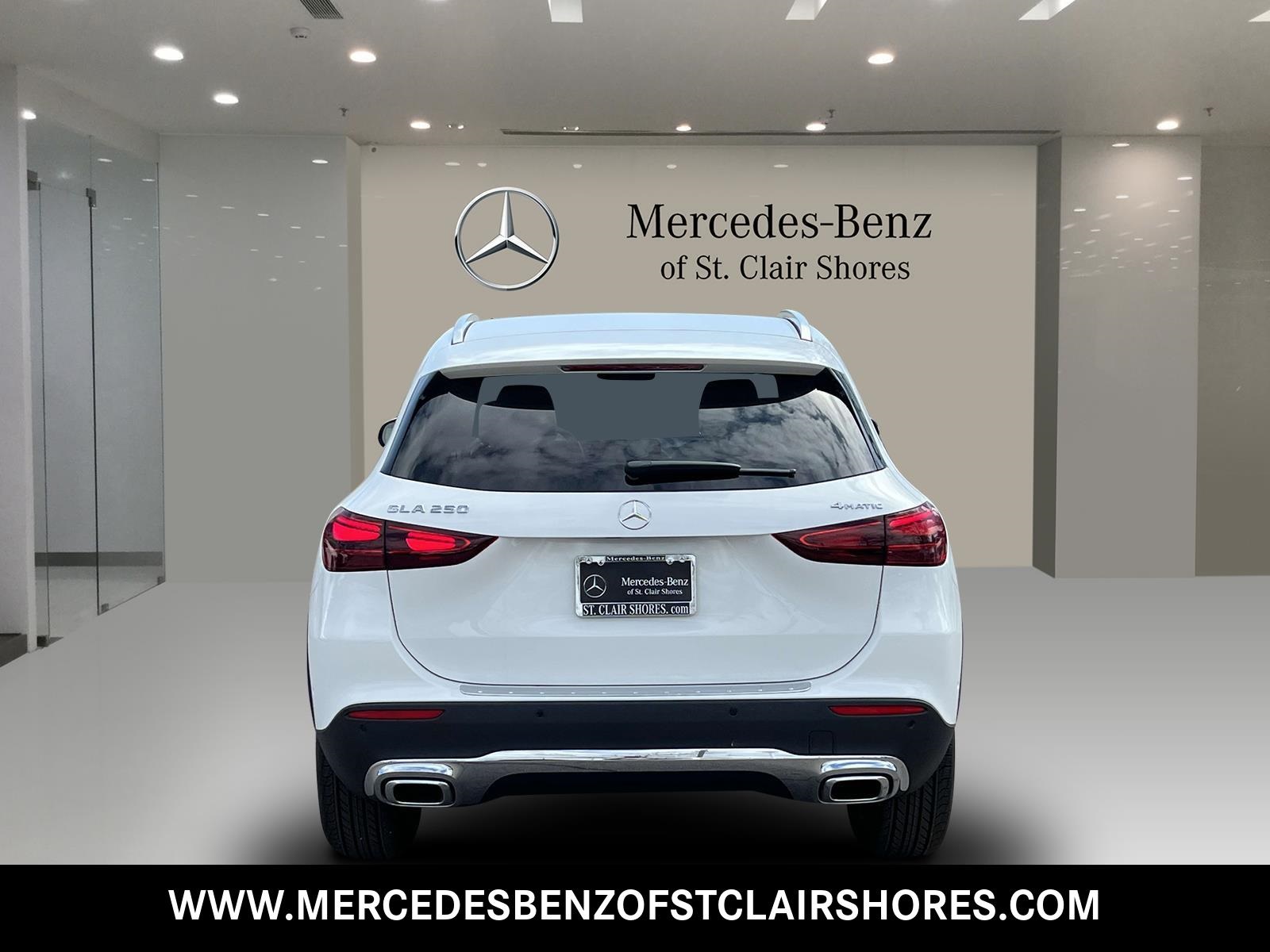 2025 Mercedes Benz GLA 250 4MATIC photo 4
