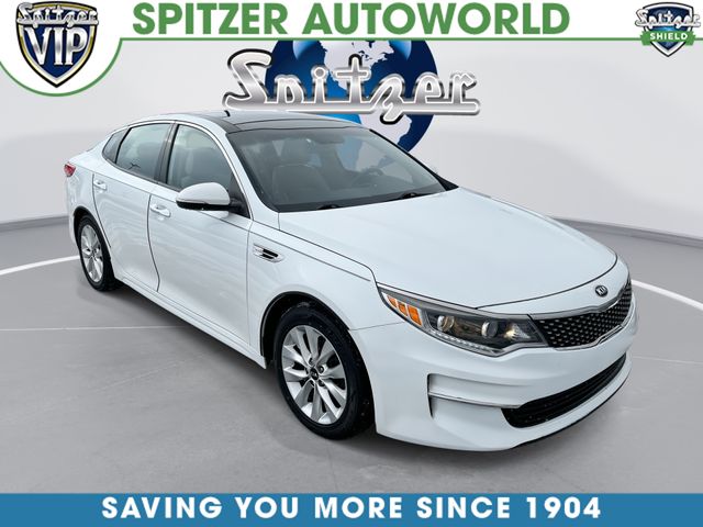 2016 Kia Optima EX's photo