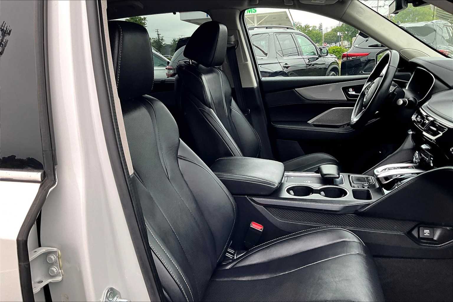 2023 Acura MDX SH-AWD Technology photo 8