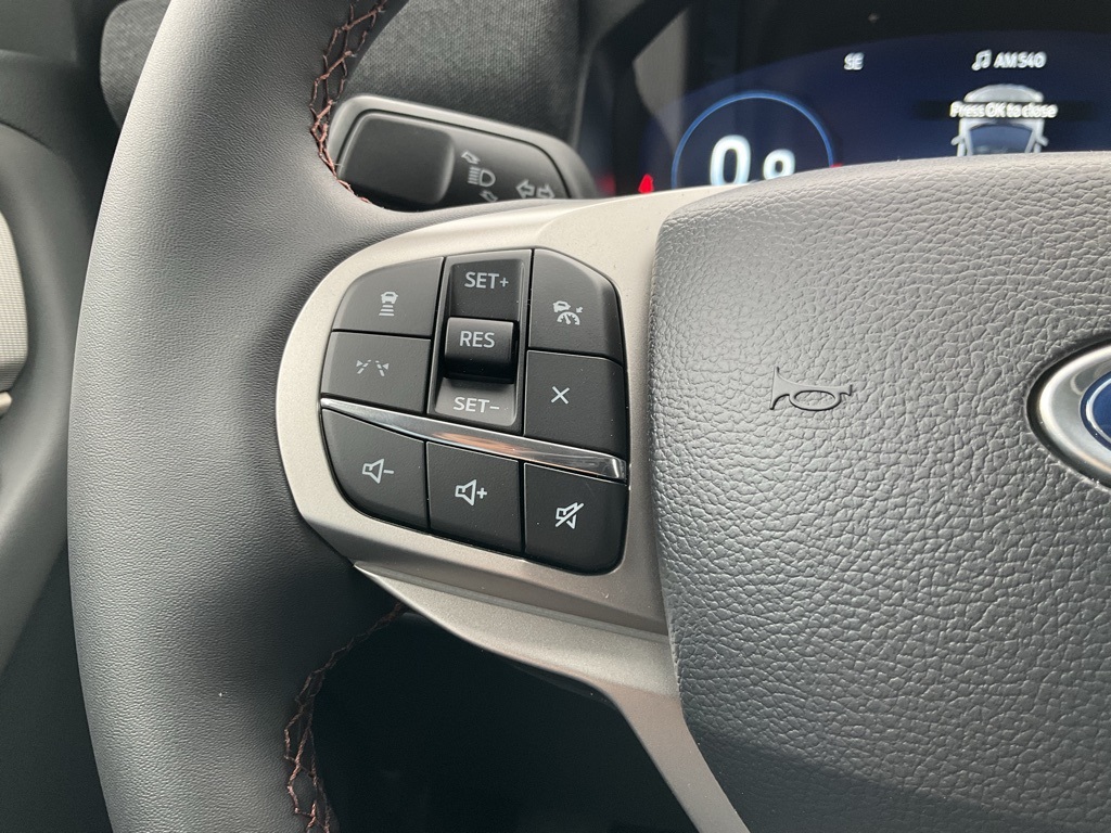 2026 Ford Explorer photo 4