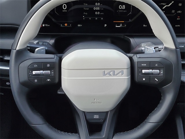 2025 Kia K4 GT-Line photo 24