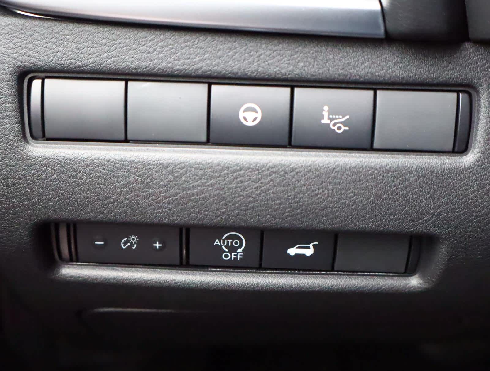 2025 Nissan Rogue SL photo 27