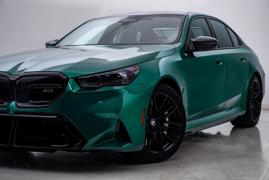 2025 Bmw M5 5 photo 2