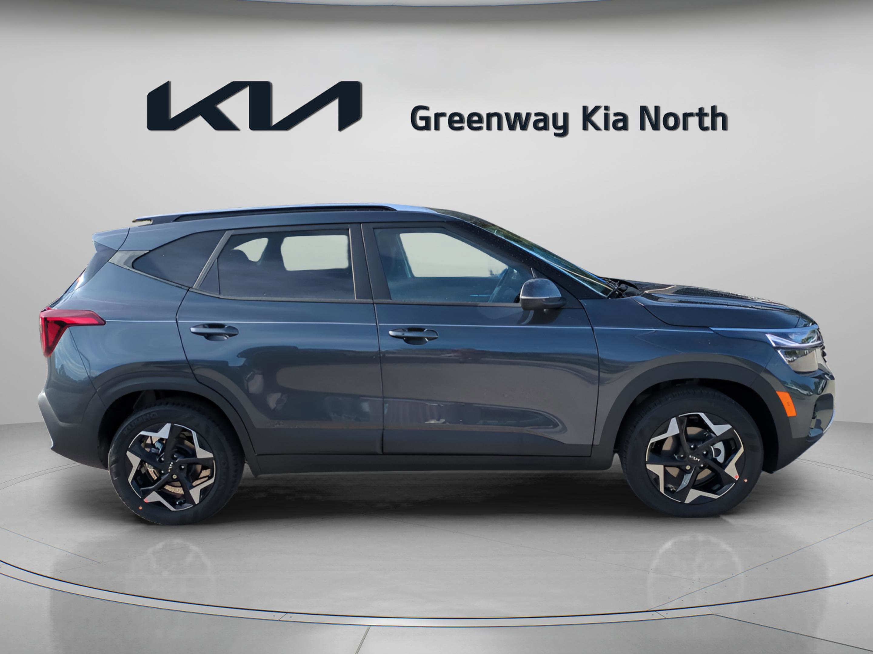 2026 Kia Seltos S photo 5