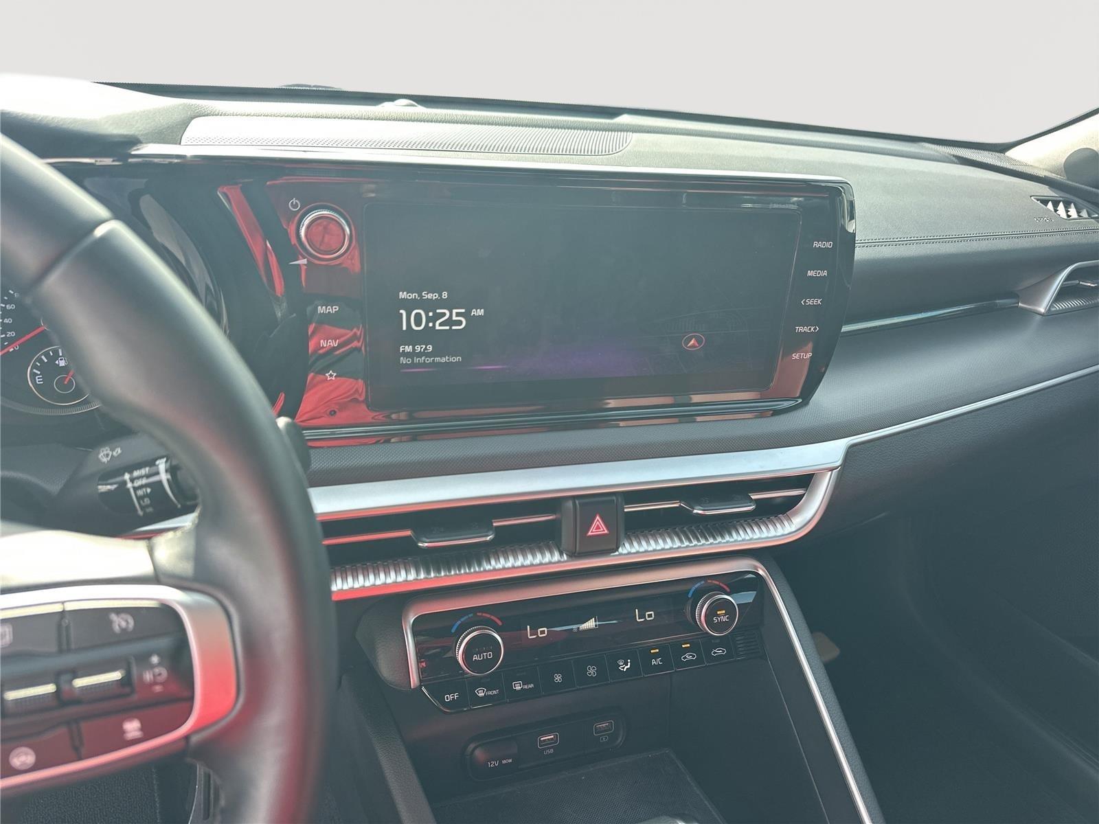 2024 Kia K5 GT-Line photo 14