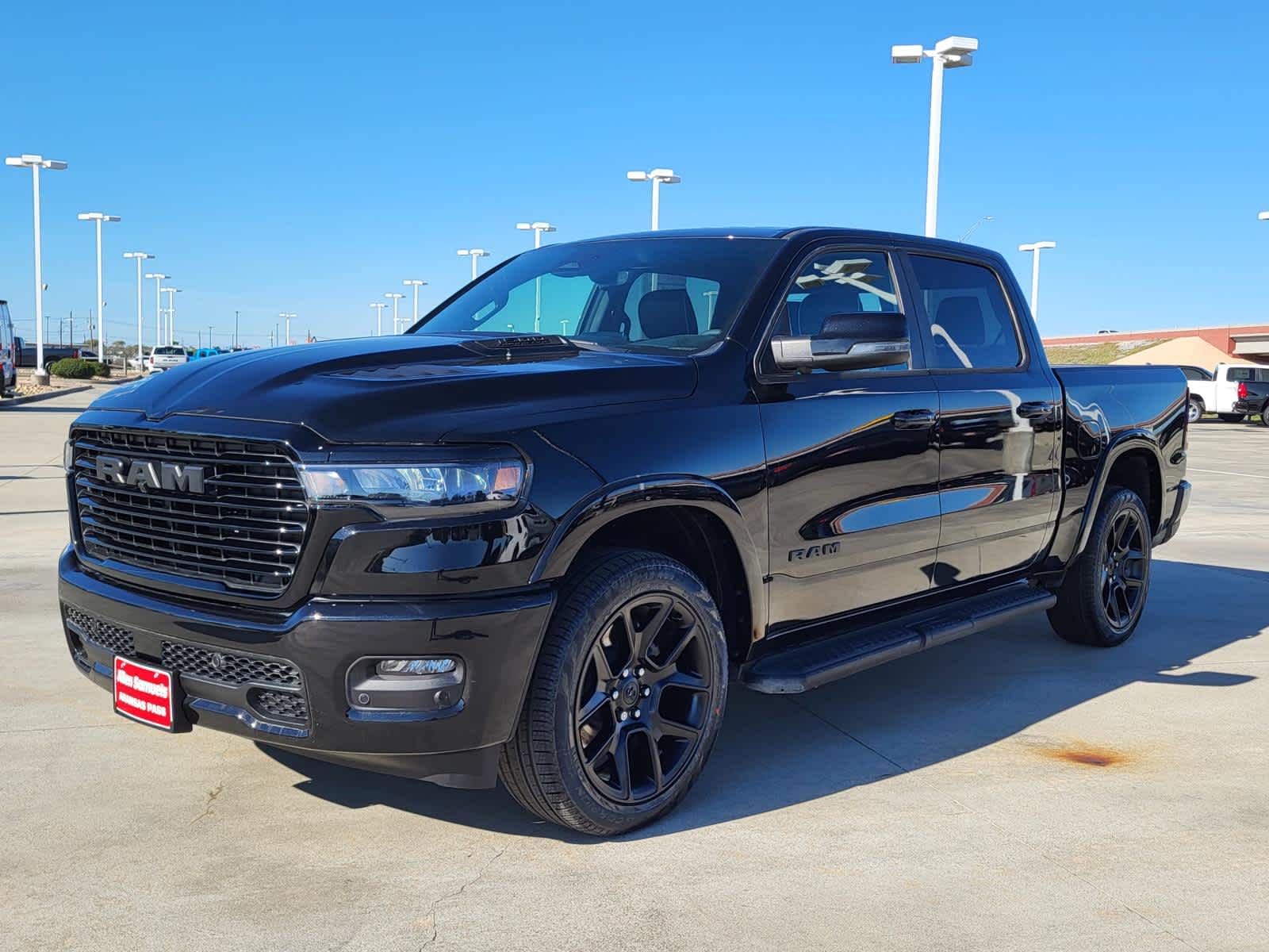 2026 RAM Ram 1500 Pickup Laramie's photo