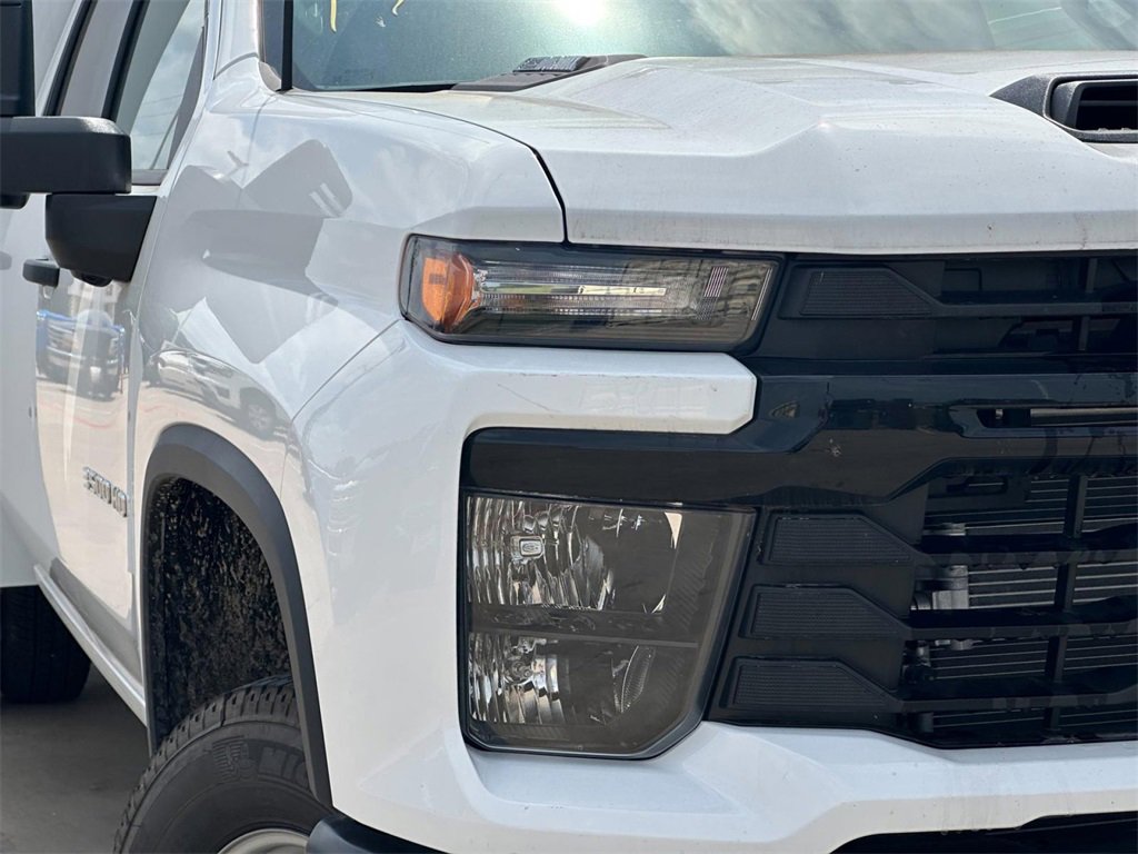 2024 Chevrolet Silverado 3500HD Work Truck photo 3