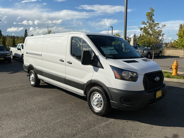 2025 Ford Transit photo 3