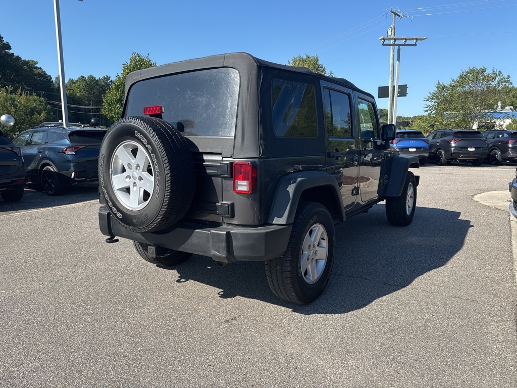 2017 Jeep Wrangler Unlimited Sport photo 4