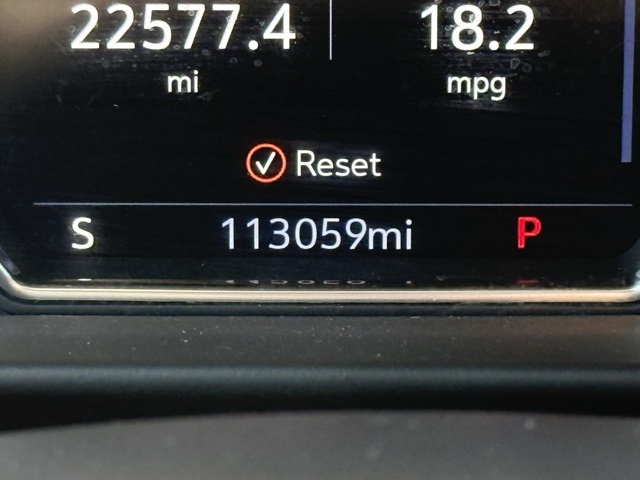 2021 Gmc Yukon AT4 photo 38