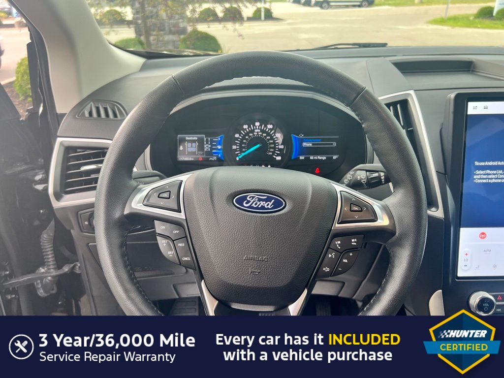 2024 Ford Edge SEL photo 4