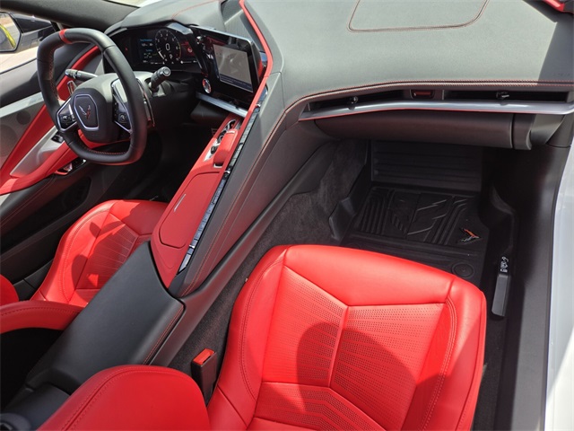 2024 Chevrolet Corvette Stingray 2LT photo 17