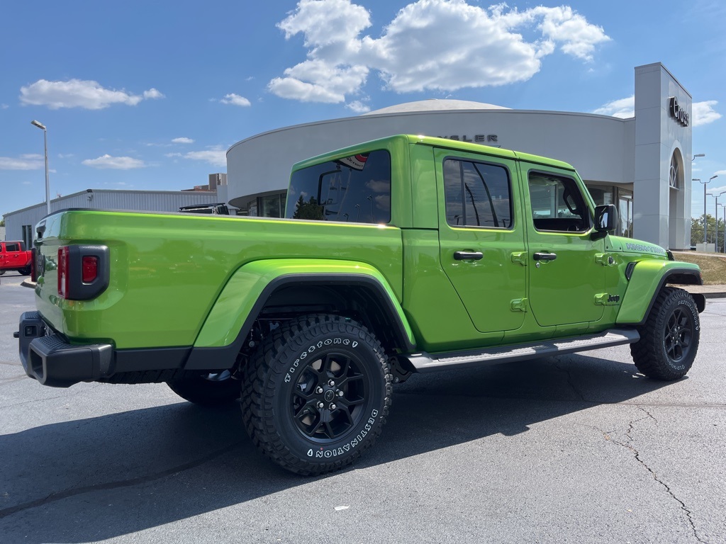2025 Jeep Gladiator Sport photo 25
