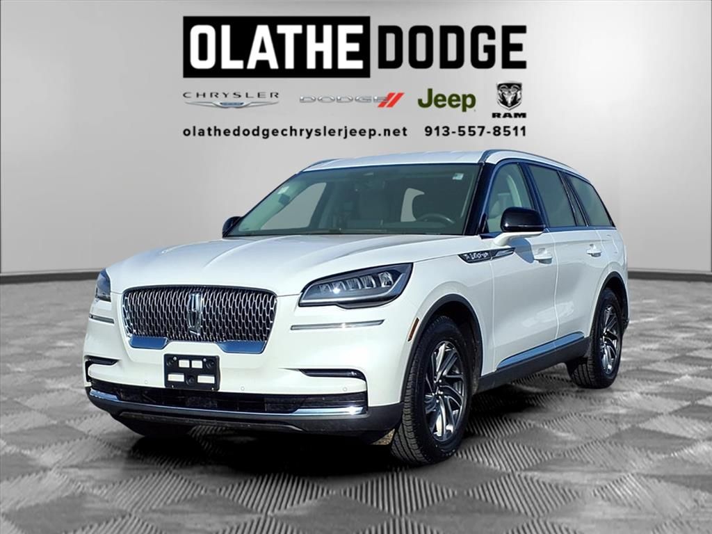 2021 Lincoln Aviator Base's photo