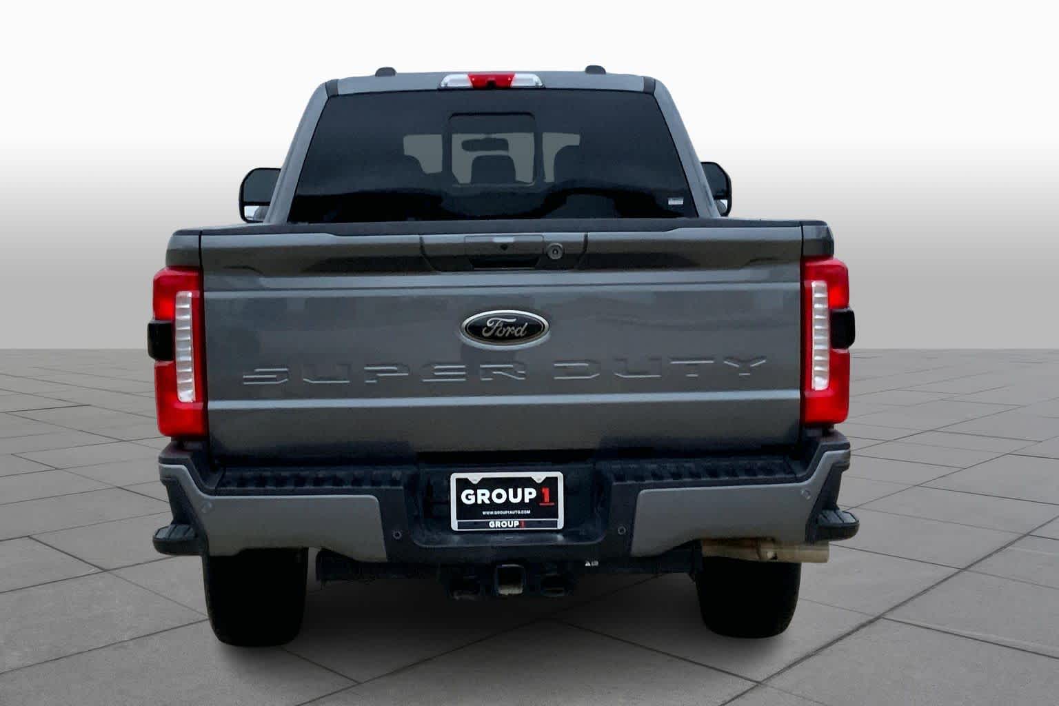 2025 Ford F-250 Lariat photo 4