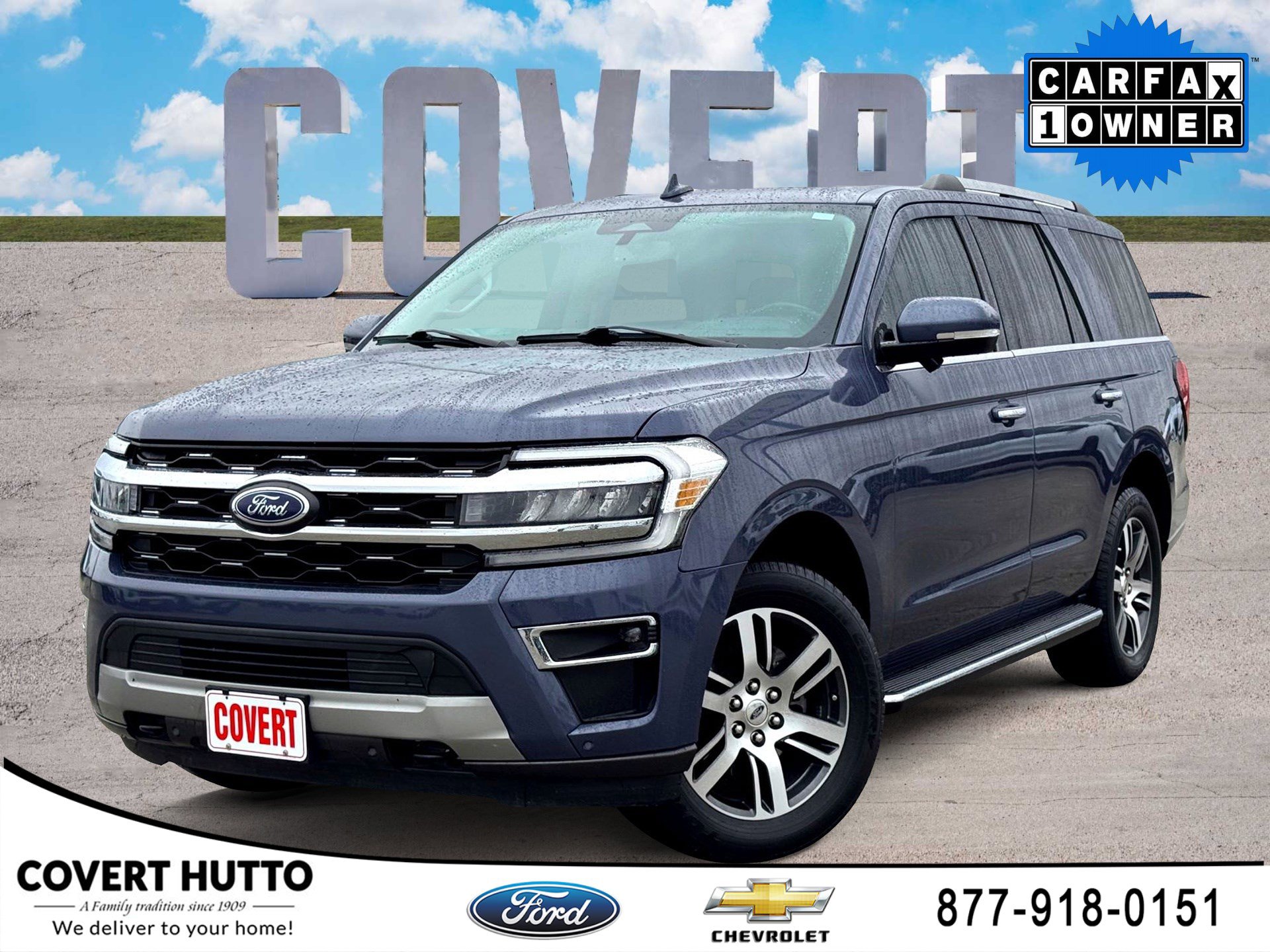 2022 Ford Expedition Limited's photo