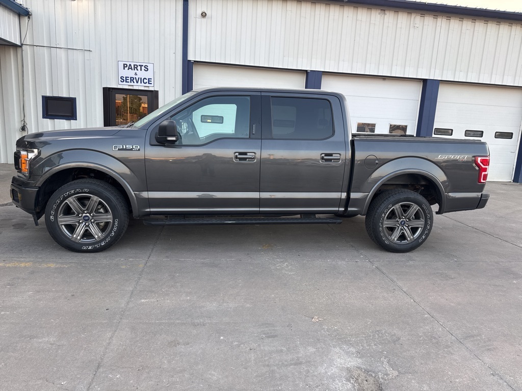 2020 Ford F-150 XLT photo 4