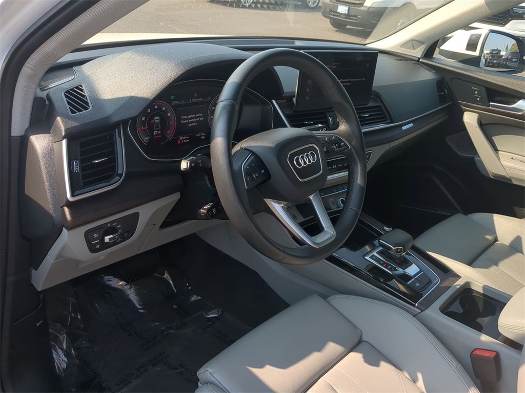 2024 Audi Q5 45 S line Premium photo 10