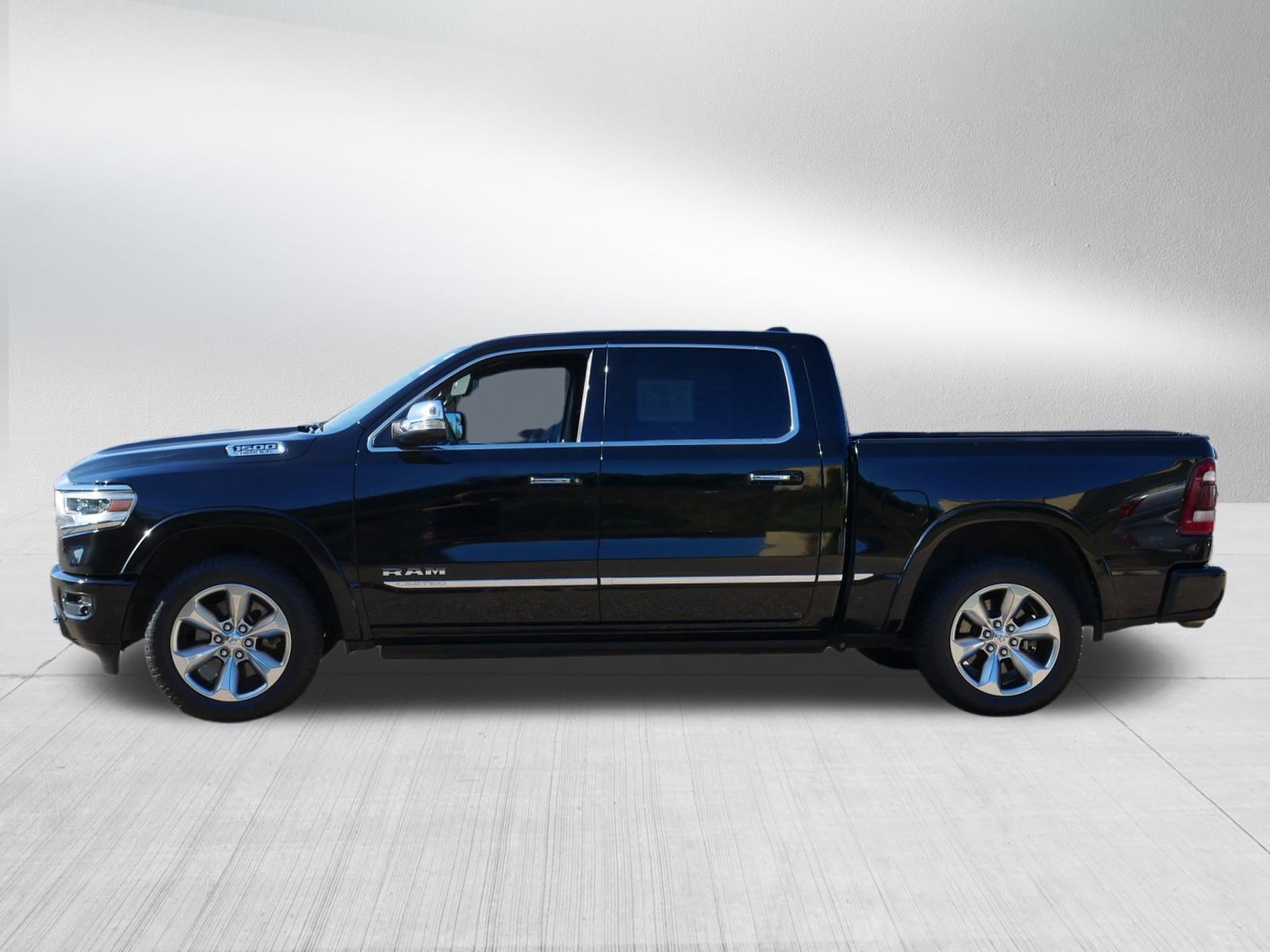2022 Ram 1500 Limited photo 4