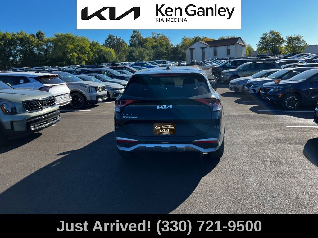 2023 Kia Sportage EX photo 4