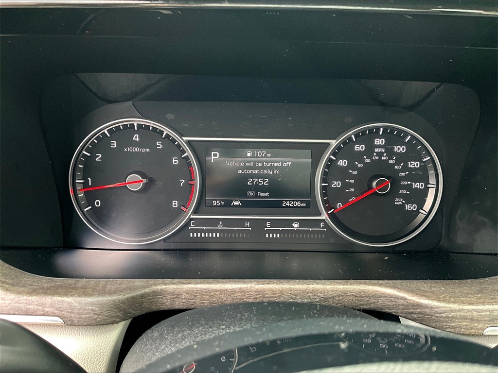 2022 Kia Sorento S photo 26