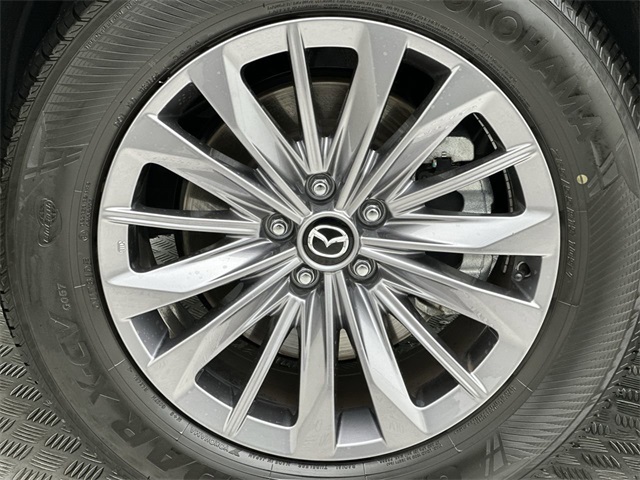 2025 Mazda CX-90 3.3 Turbo Preferred photo 2