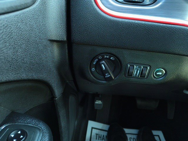 2018 Dodge Charger GT photo 21