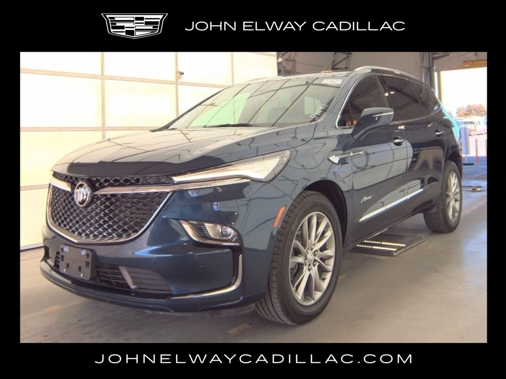 2024 Buick Enclave Avenir's photo