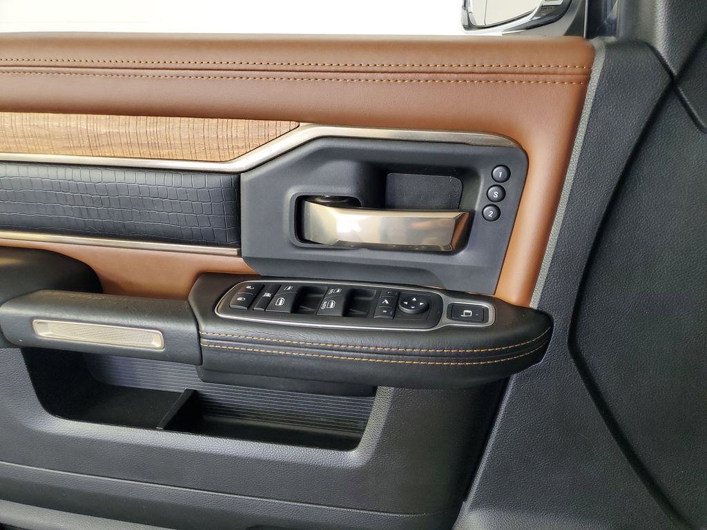 2019 Ram 2500 Laramie Longhorn photo 28