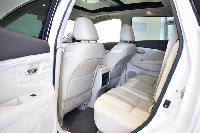 2015 Nissan Murano SL photo 13