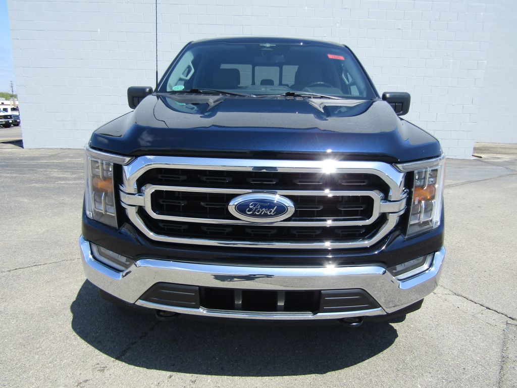 2023 Ford F-150 XLT photo 3