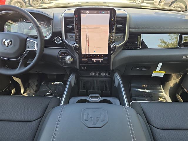 2025 Ram 1500 Laramie photo 8