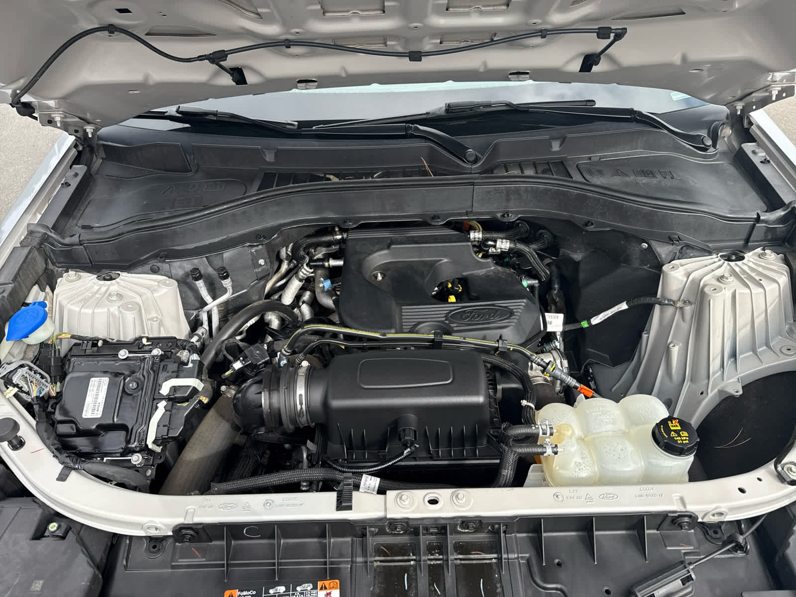 2020 Ford Explorer Base photo 21