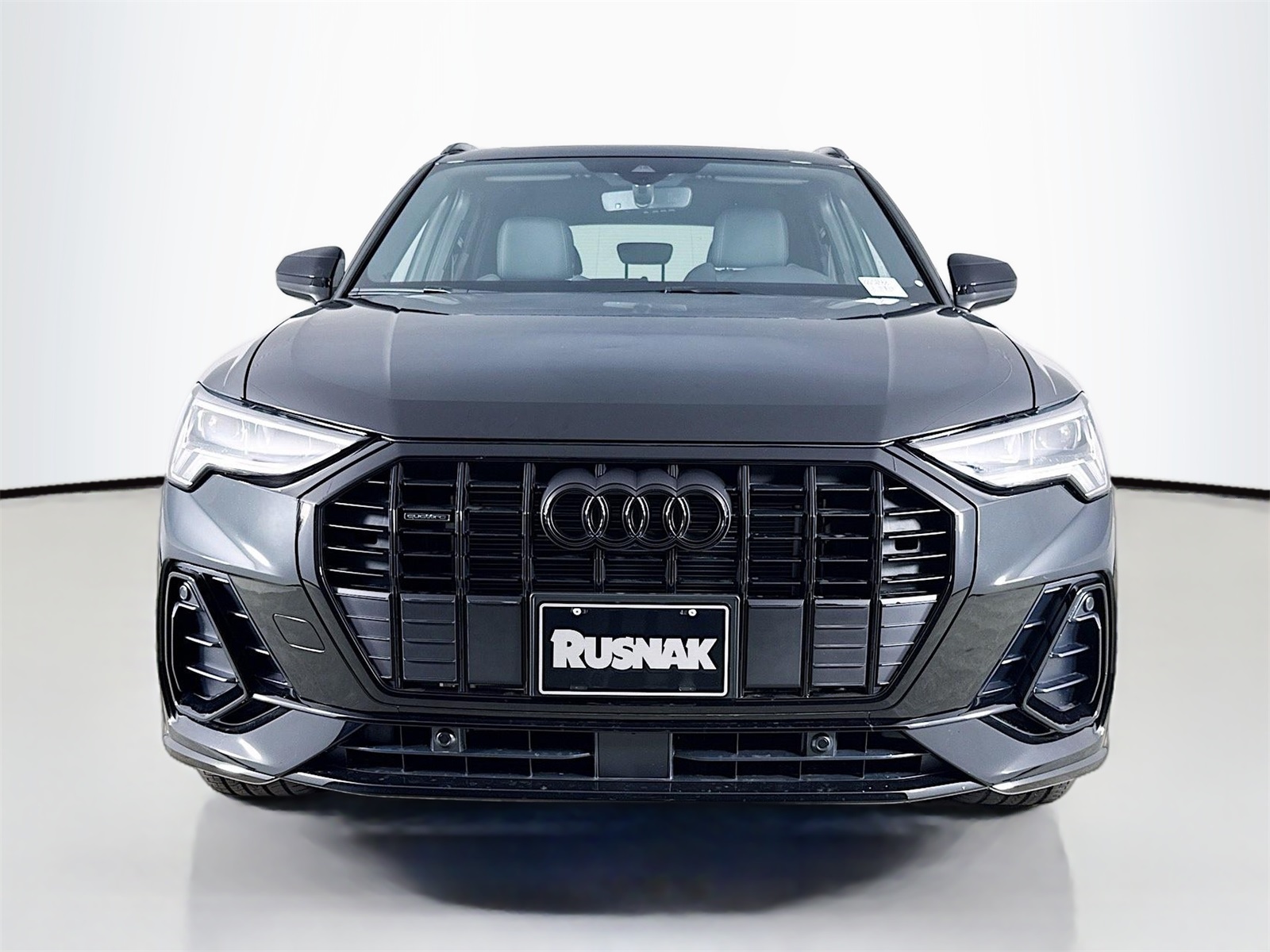 2025 Audi Q3 S line Premium photo 2