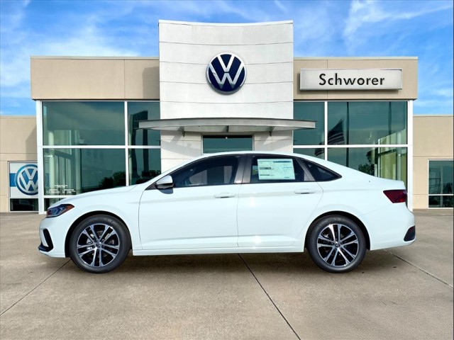 2026 Volkswagen Jetta Sport's photo