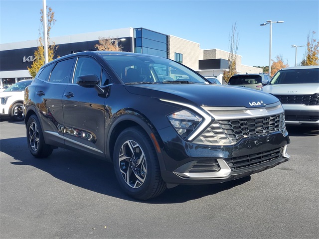 2023 Kia Sportage LX photo 2