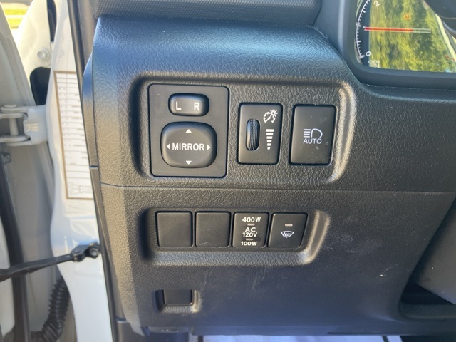 2024 Toyota 4Runner TRD Off-Road photo 29