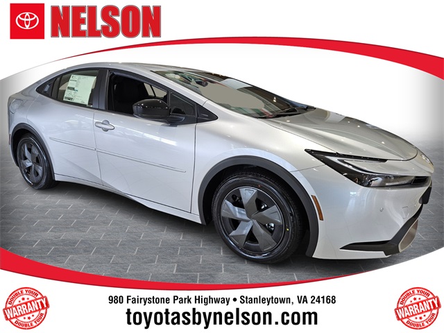 2026 Toyota Prius SE's photo