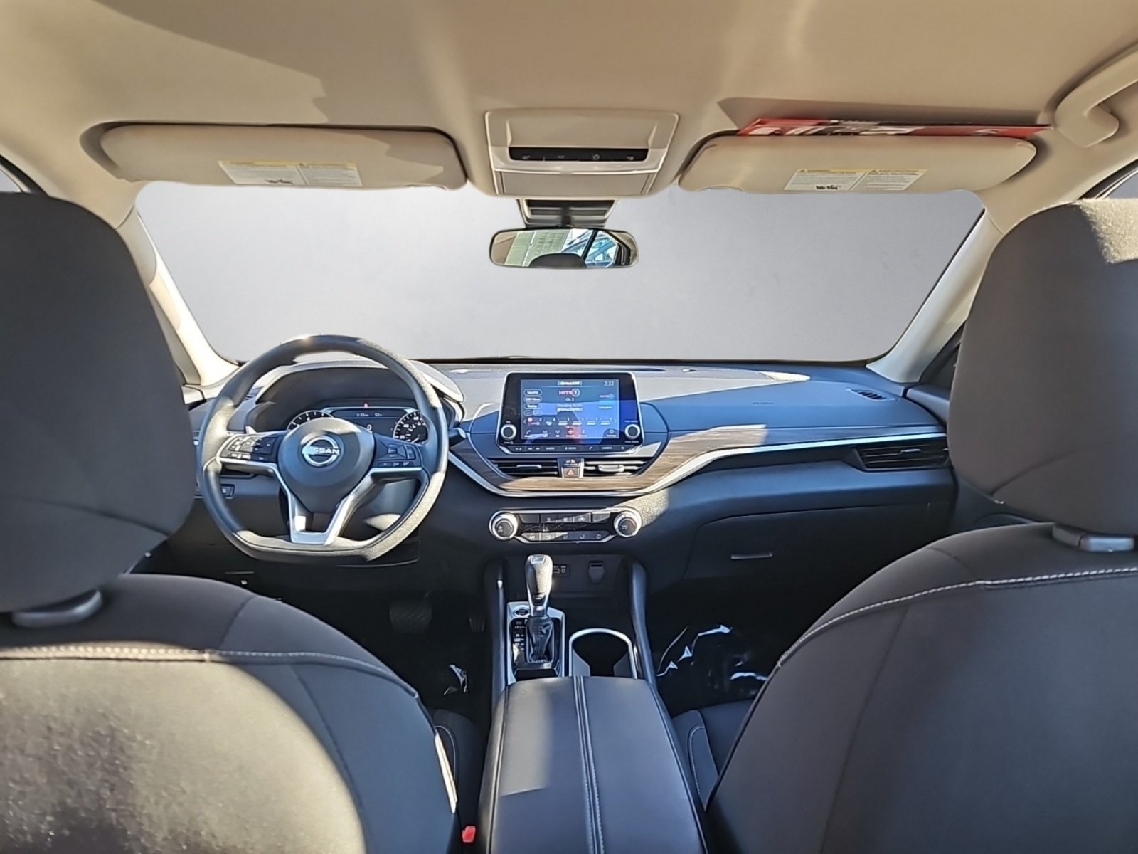 2024 Nissan Altima 2.5 SV photo 3