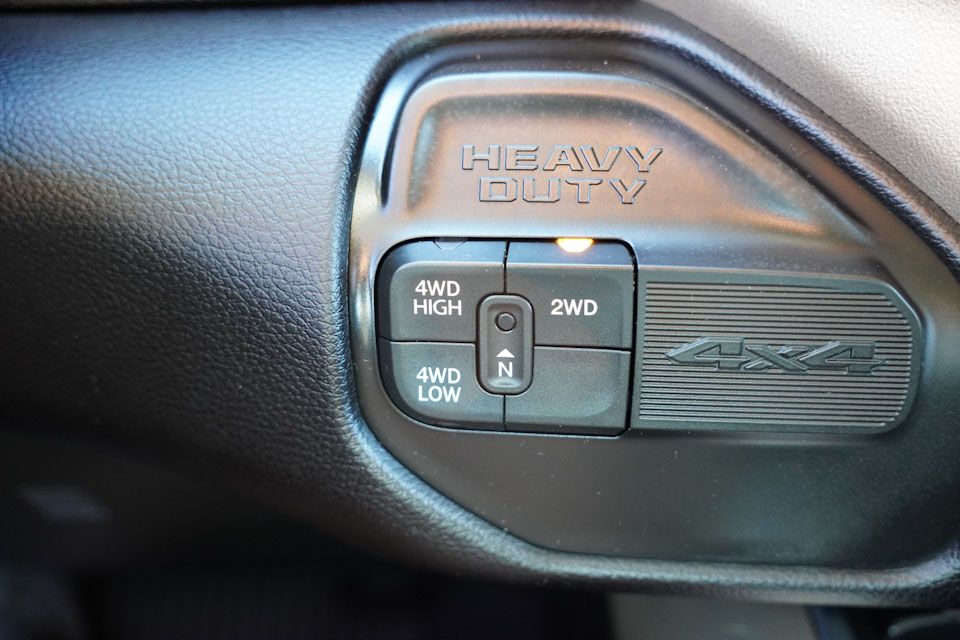 2022 Ram 3500 Laramie photo 32