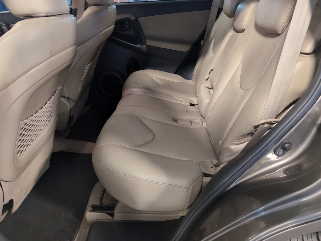2010 Toyota RAV4 Limited photo 21