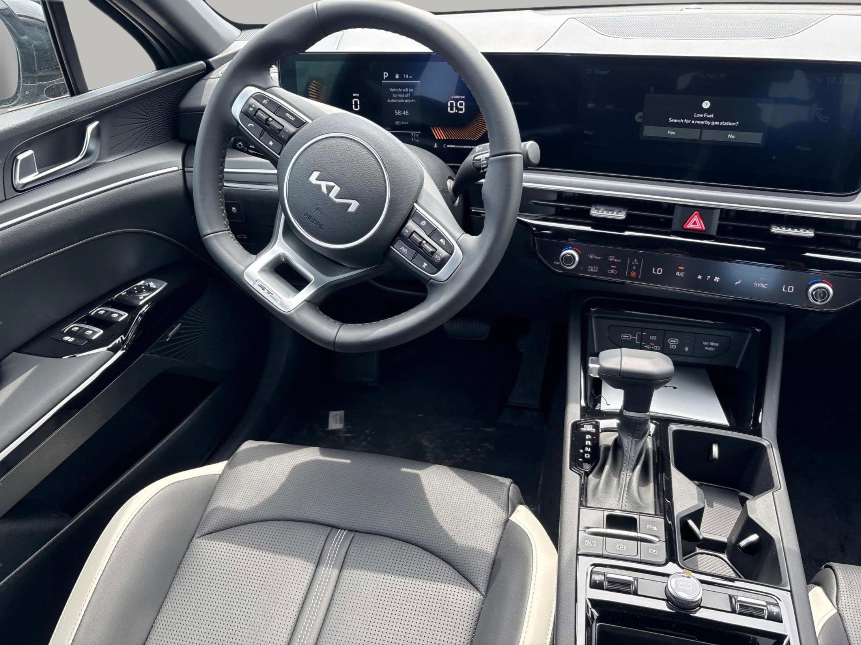 2025 Kia K5 GT-Line photo 13