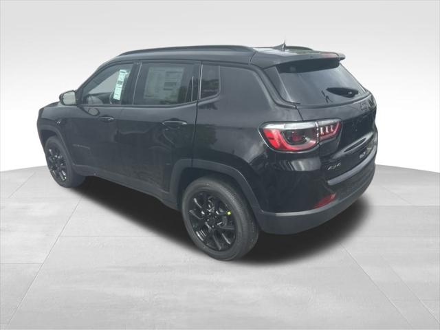 2026 Jeep Compass Latitude photo 8
