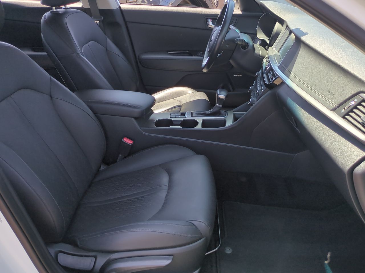 2020 Kia Optima Plug-In Hybrid EX photo 27