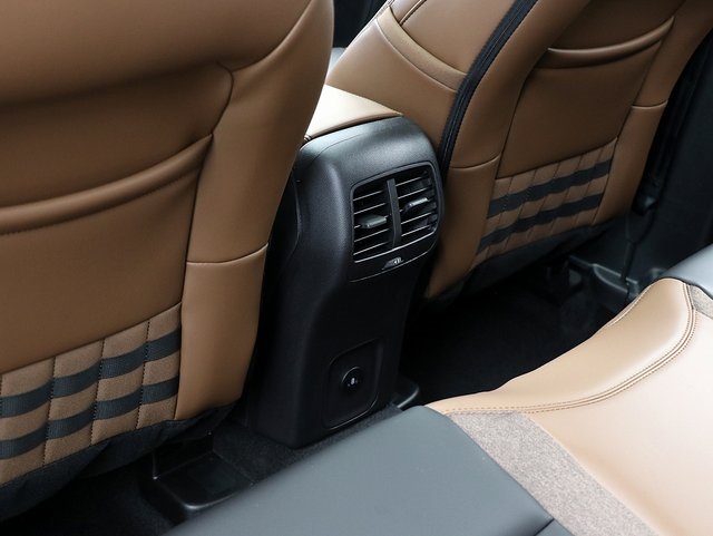 2025 Ford Bronco Sport Outer Banks photo 11
